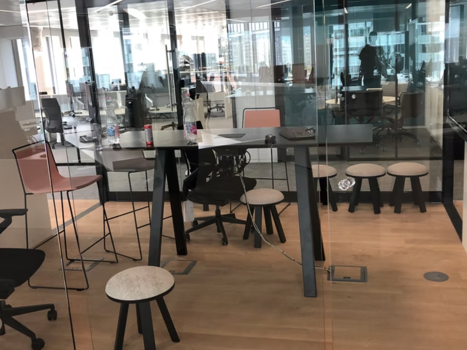 Commercial workspace furniture installation
