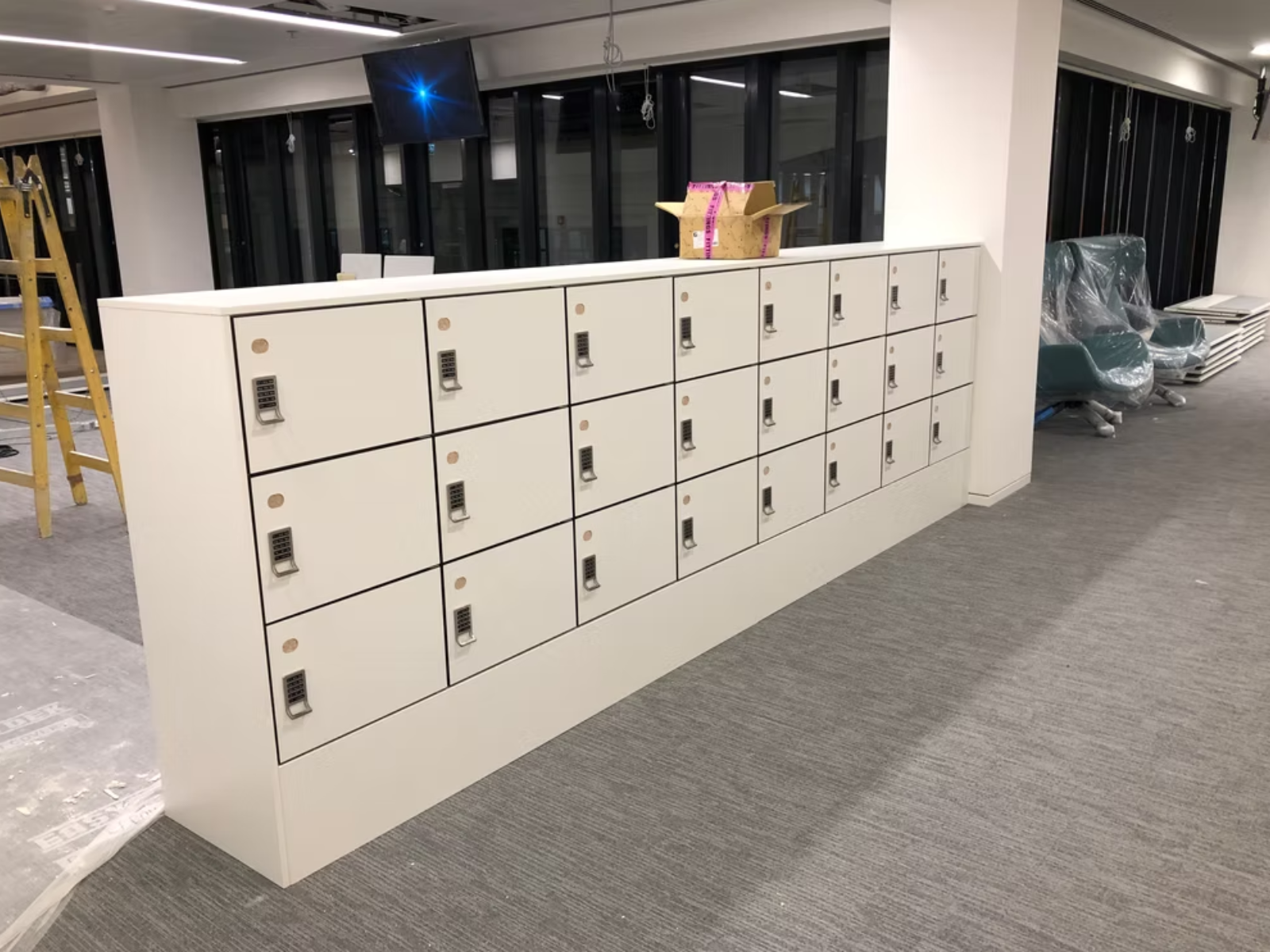 Office lockers installed in Budapest